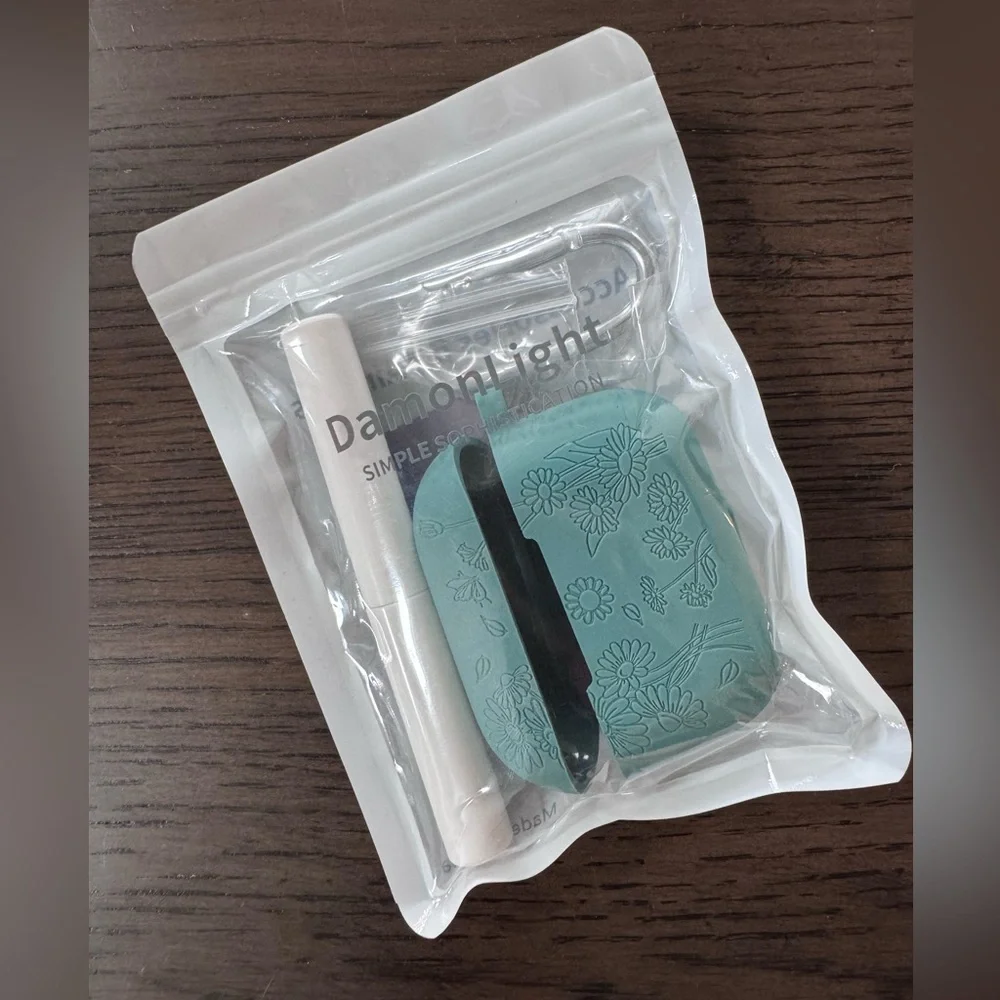 BRAND NEW Green Floral Silicone Case for AirPods Pro 2nd/1st Gen & Cleaning Tool